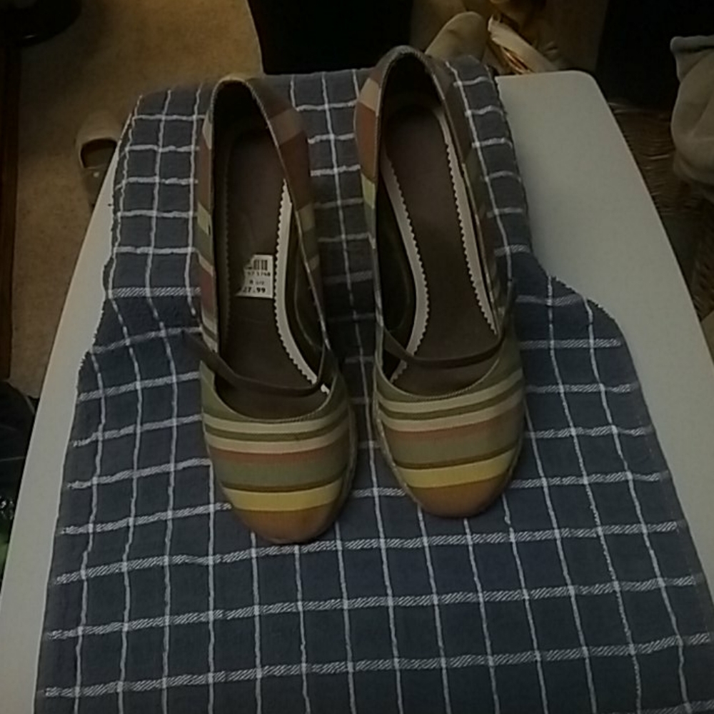 Dexter Multicolor Wedge - Picture 3 of 4